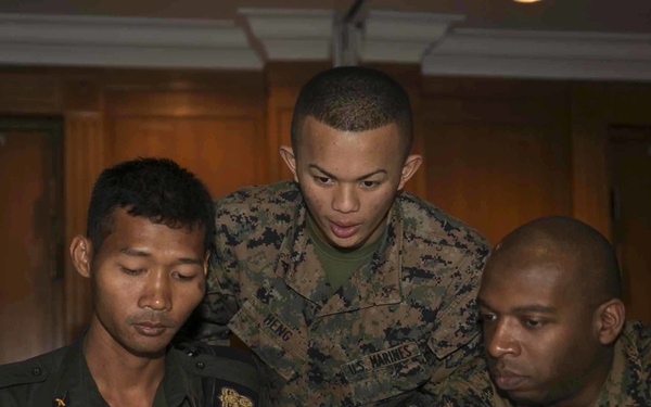 Royal Cambodian Armed Forces, U.S. Marines simulate humanitarian mission