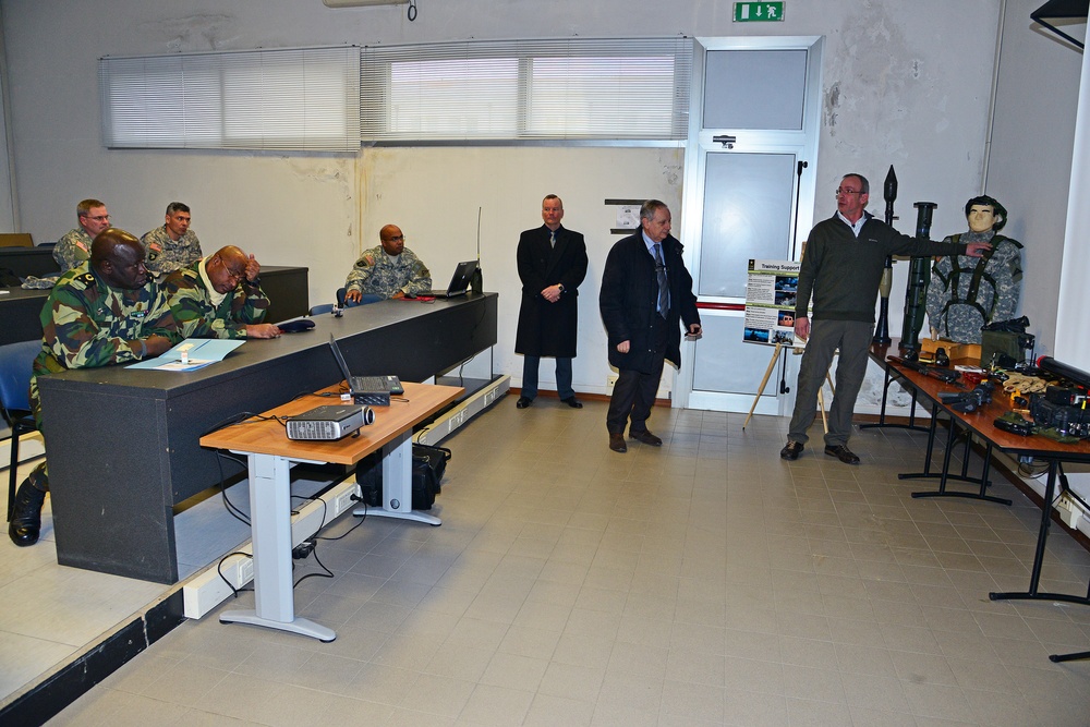 Senegalese Chief of Army Staff Brig. Gen. Cheikm Gueye tours Regional Training Support TSAE Vicenza, Italy, at Caserma Ederle