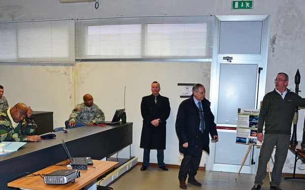 Senegalese Chief of Army Staff Brig. Gen. Cheikm Gueye tours Regional Training Support TSAE Vicenza, Italy, at Caserma Ederle