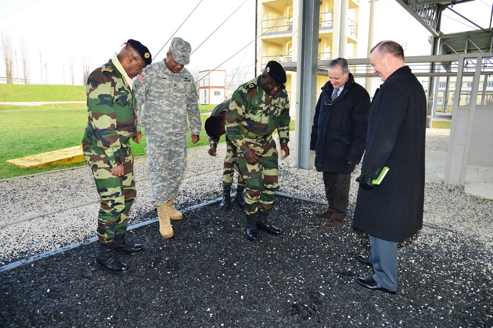 Senegalese Chief of Army Staff Brig. Gen. Cheikm Gueye tours Regional Training Support TSAE Vicenza, Italy, at Caserma Ederle