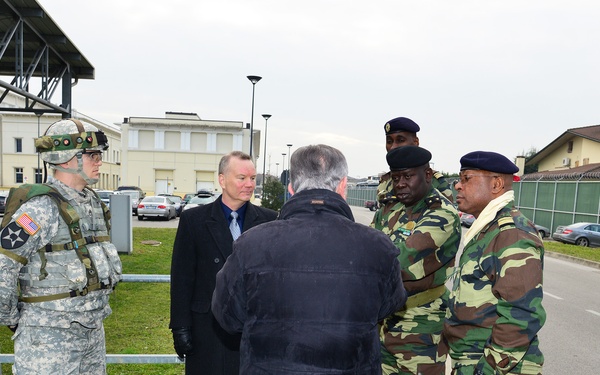 Senegalese Chief of Army Staff Brig. Gen. Cheikm Gueye tours Regional Training Support TSAE Vicenza, Italy, at Caserma Ederle
