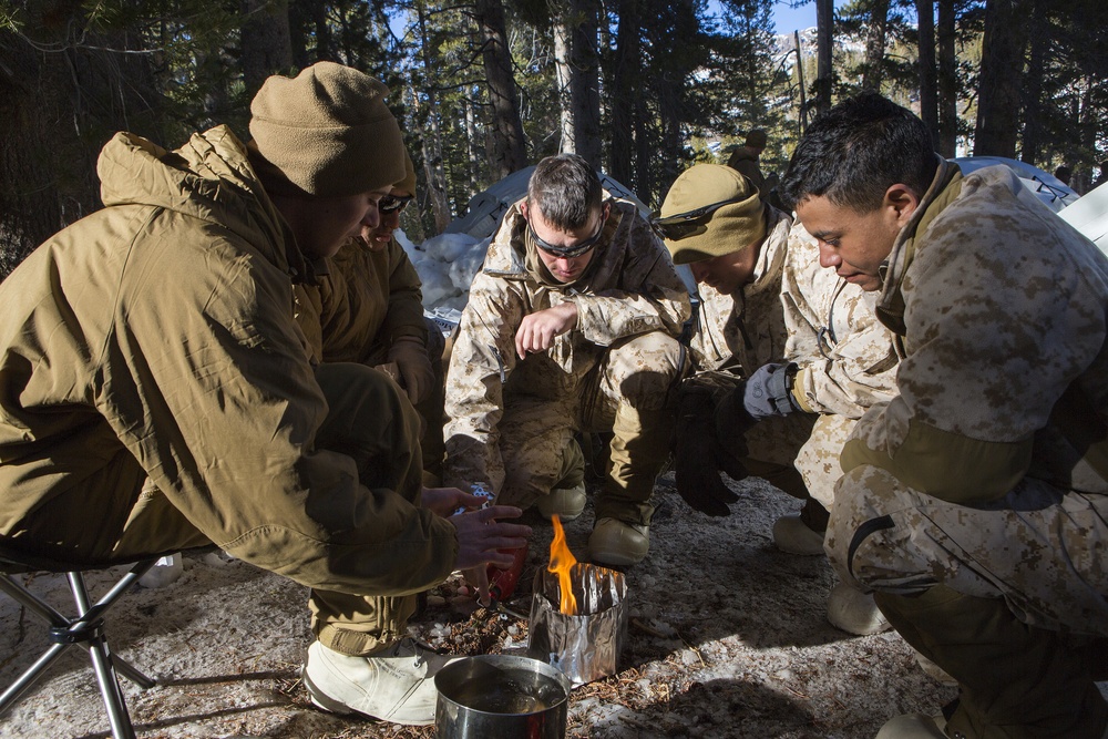CLB-26 Marines operate under cold conditions