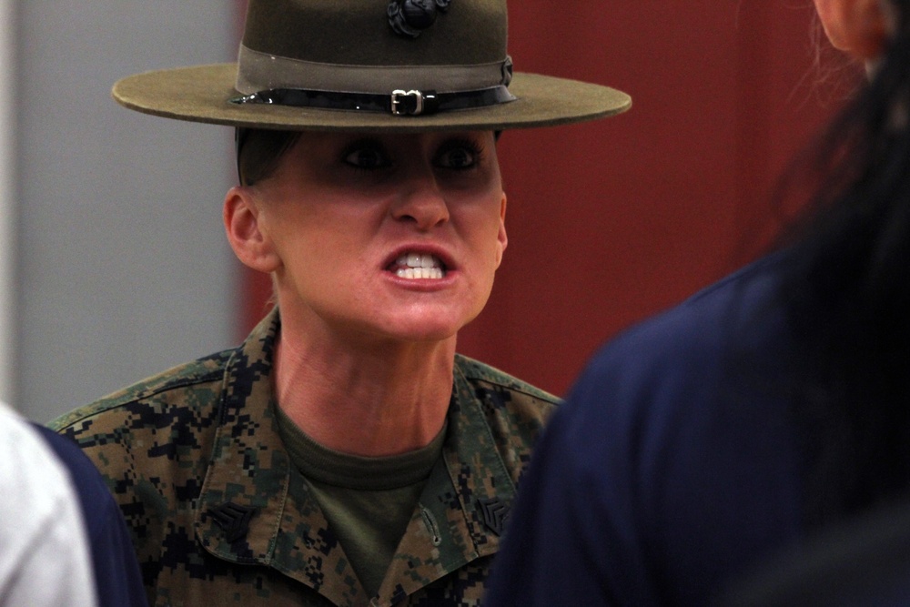 Marine Corps Recruiting Station Columbia’s Female Pool Function