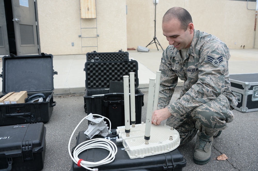 163rd Reconnaissance Wing mobile communications exercise