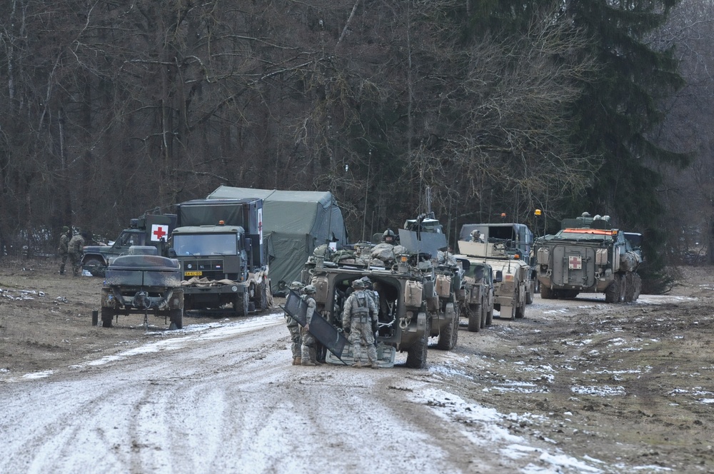 4th Sqdn, 2 CR and Dutch 42nd Battle Group medical field evaluations