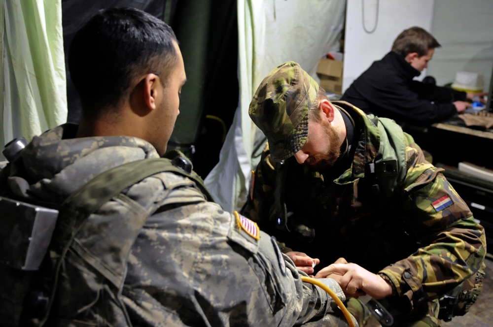 4th Sqdn, 2 CR and Dutch 42nd Battle Group medical field evaluations