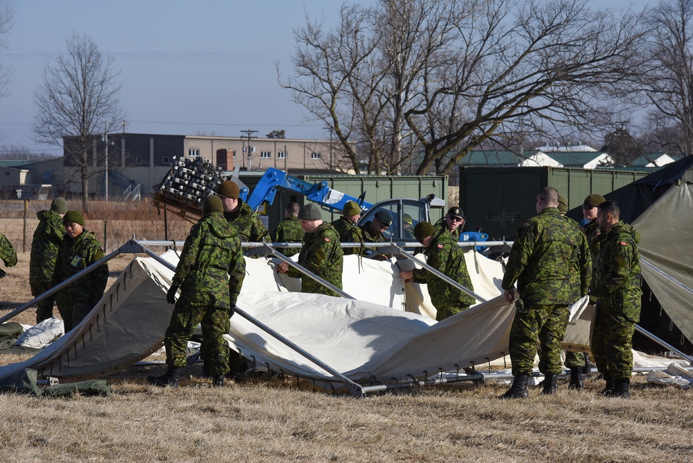 Canadian soldiers arrive for warfighter exercise
