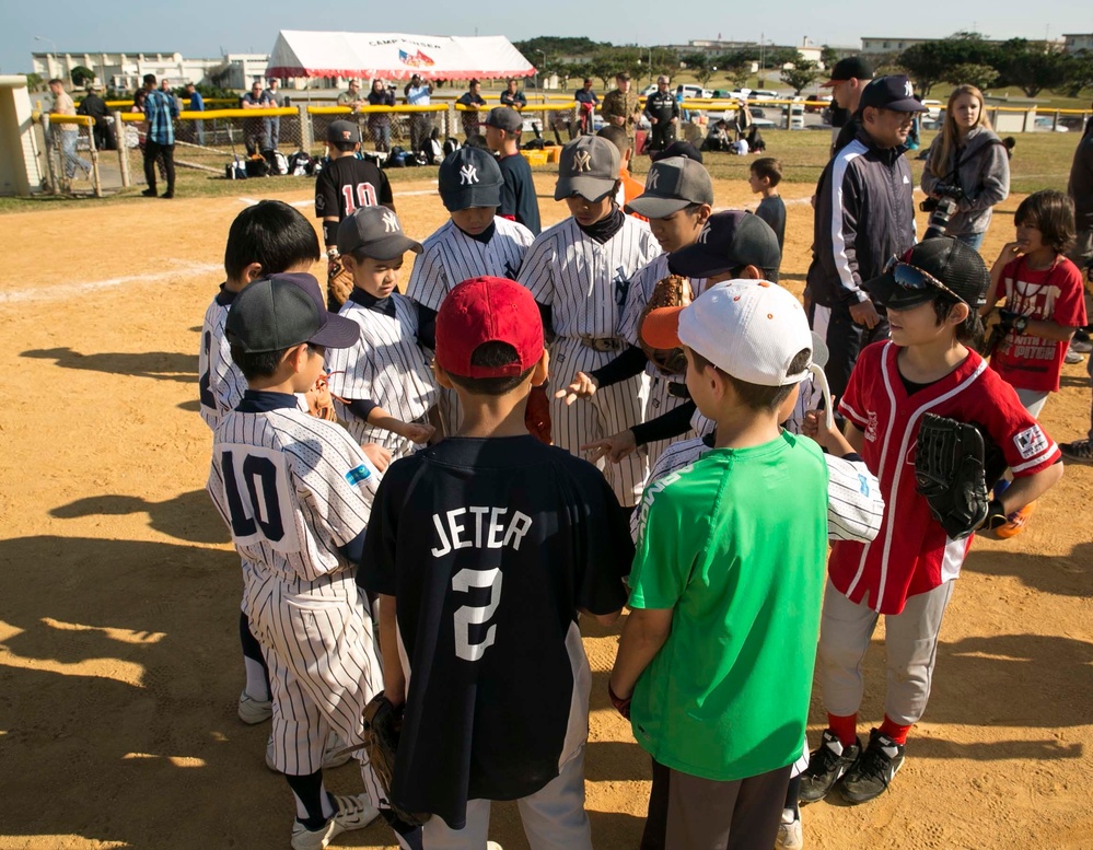 Japanese, American children participate in baseball clinic