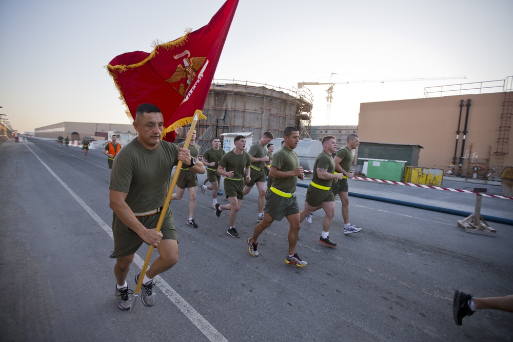 CE MARFOR CENTCOM FWD Marines Conduct Command Run
