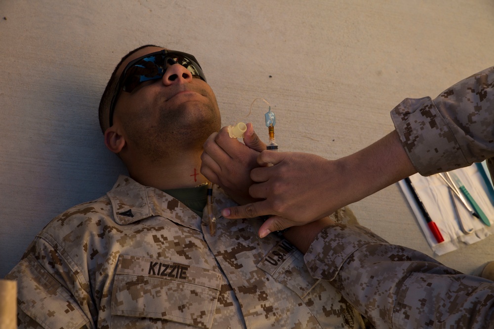 Machine guns, combat care: Marines get ready for ITX
