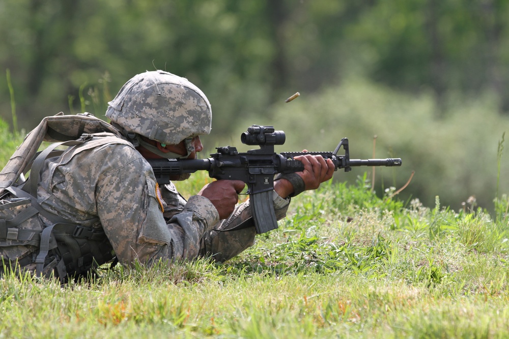DC National Guard Soldiers participate in Region II Best Warrior Competition