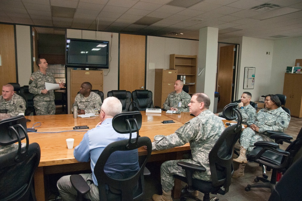 ARNORTH AREC discuses capabilities, way ahead with 412th TEC, Army Corps of Engineers