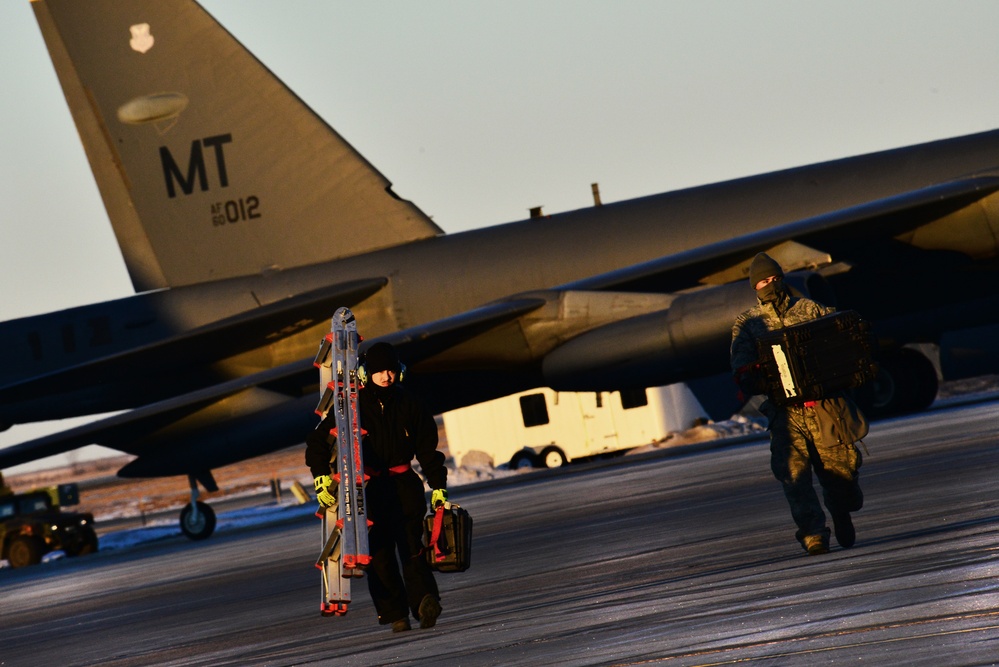 Flightline Airmen