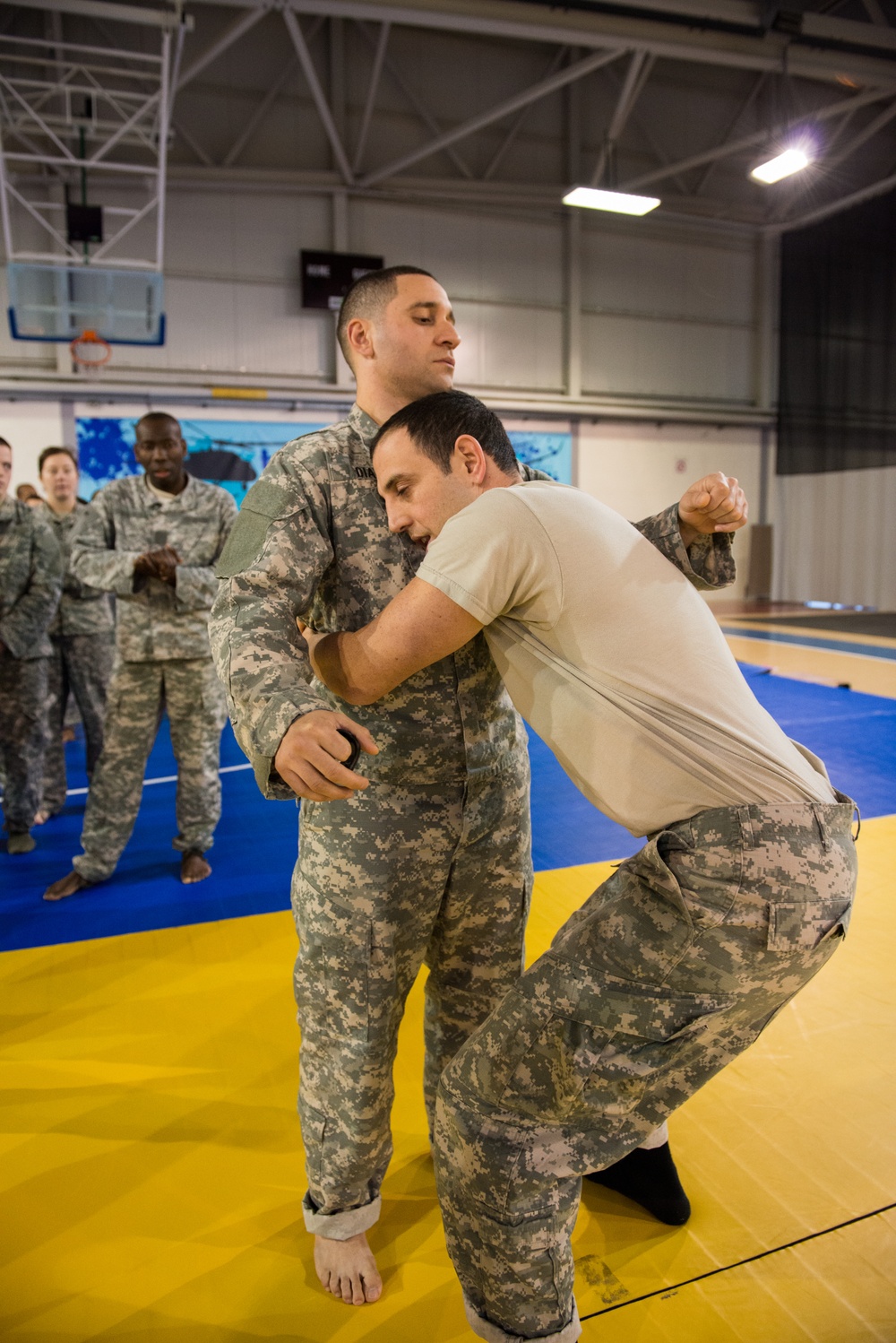 Joint Clinch Drill - Basic Combatives Course level one