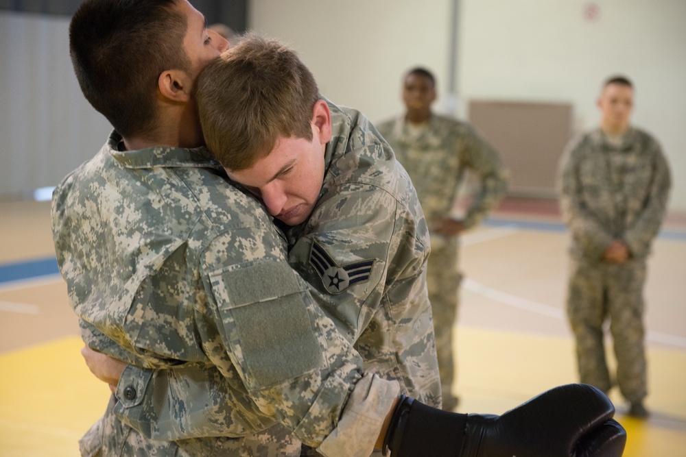 Joint Clinch Drill - Basic Combatives Course level one