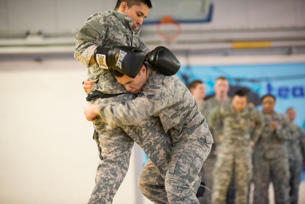 Joint Clinch Drill - Basic Combatives Course level one