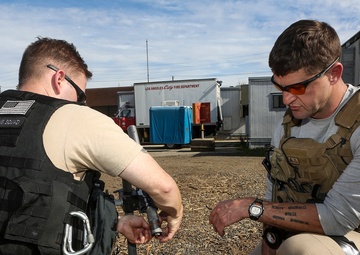 1st EOD Marines, LAPD Sharpen Interoperability Skills