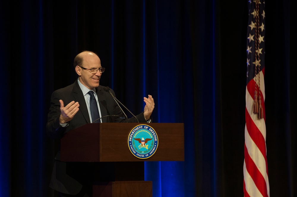 DSD speaks at CFC Awards Ceremony