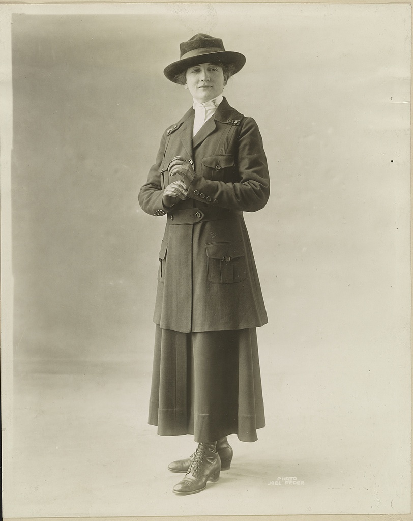 Army nurse poses in 1914 uniform