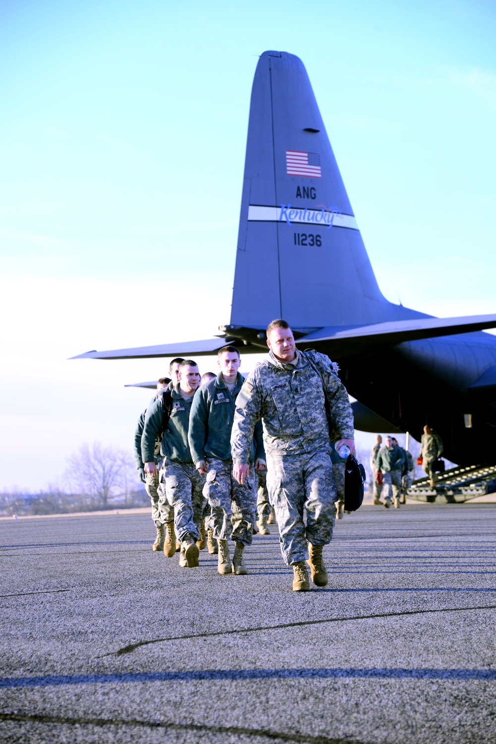 197th Field Artillery Brigade arrives for Warfighter Exercise 15.3