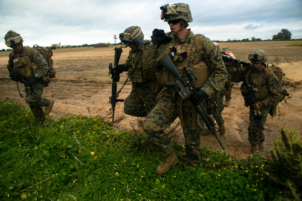 Moment’s Notice: Crisis Response Marines complete readiness rehearsal from Spain