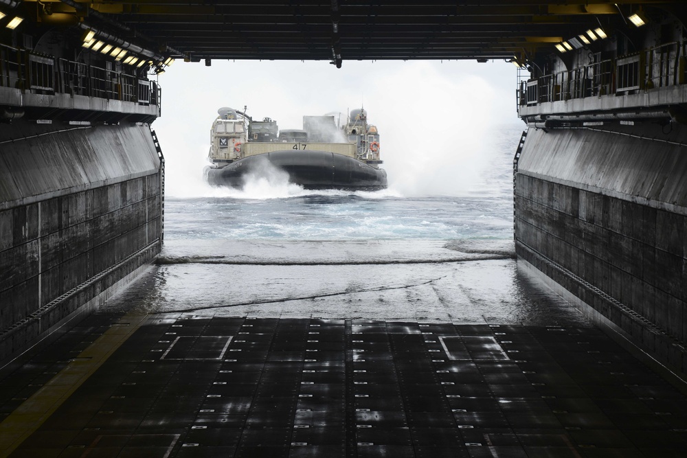 USS Bonhomme Richard:  LCAC enters well deck