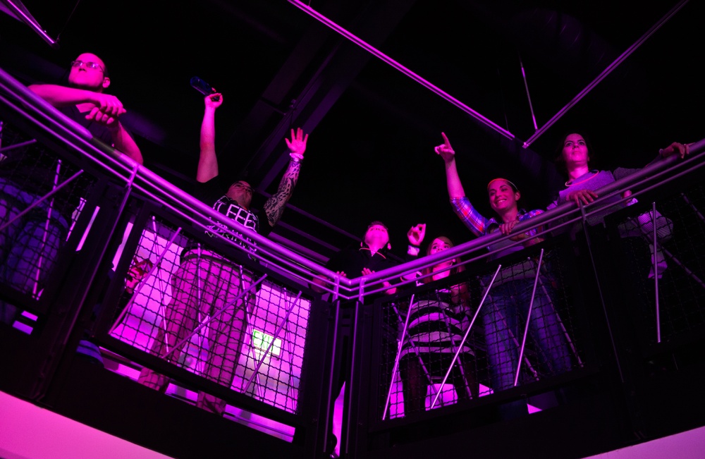 USO takes new spin on music tour