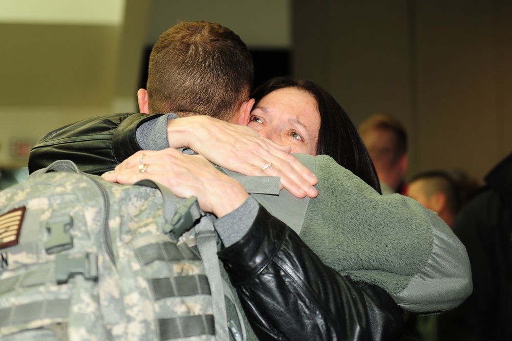 From Sand to Snow: 180th Fighter Wing Security Forces Airmen return from overseas deployment