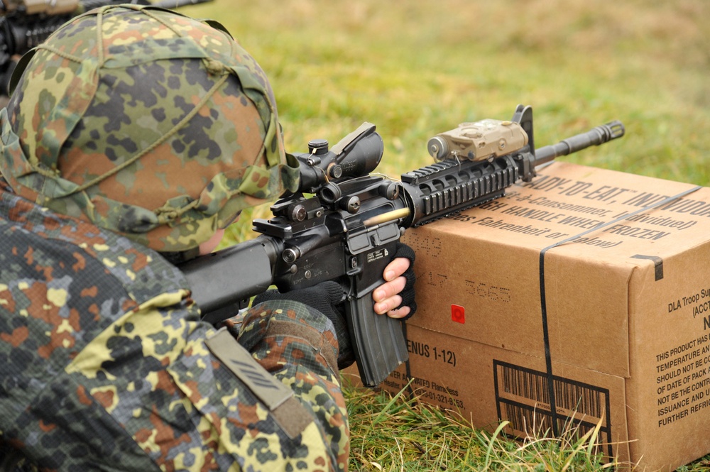 1-91 CAV weapons qualification with German partners