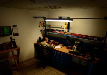 Locksmiths unlock Aviano