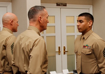 Marine Wins Non-Prior Service Recruiter of the Year