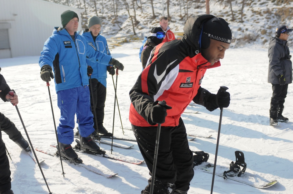 Thunder Soldiers hit the slopes, build resiliency on the way down