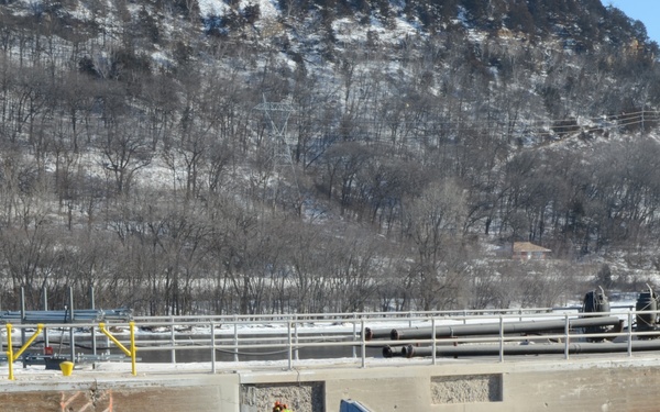 Lock and Dam 5A winter maintenance project