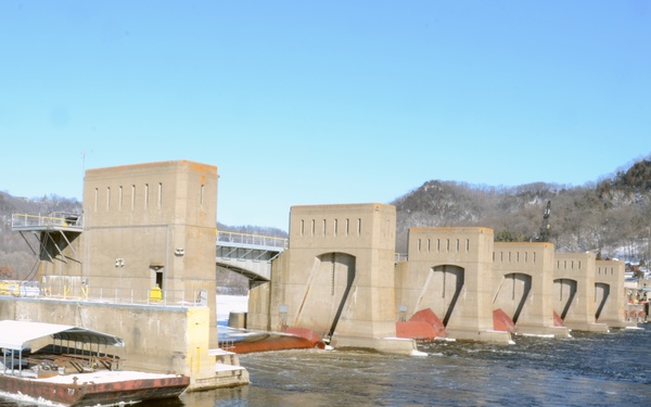 Lock and Dam 5A winter maintenance project