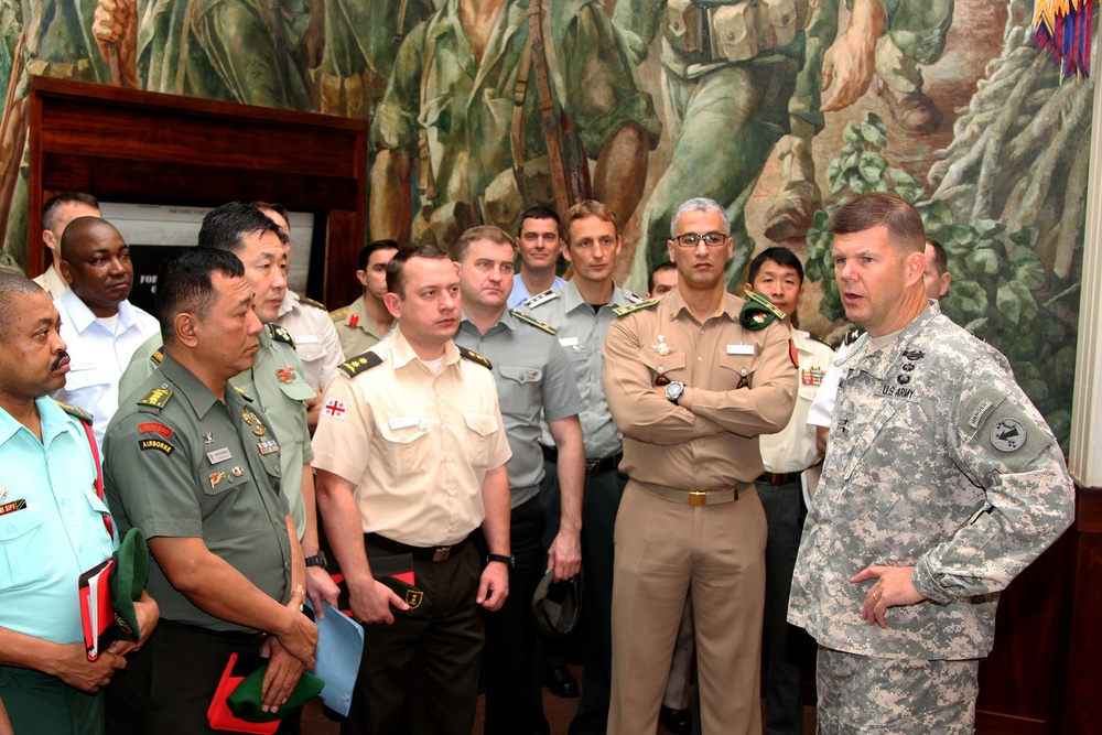 US Army War College International Fellows visit USARPAC