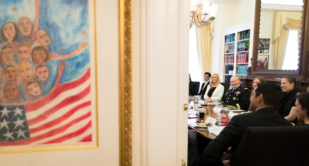 Chairman speaks with White House Fellows