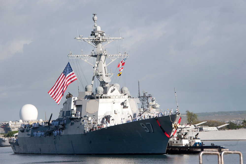 USS Halsey returns to Honolulu after completing seven-month deployment