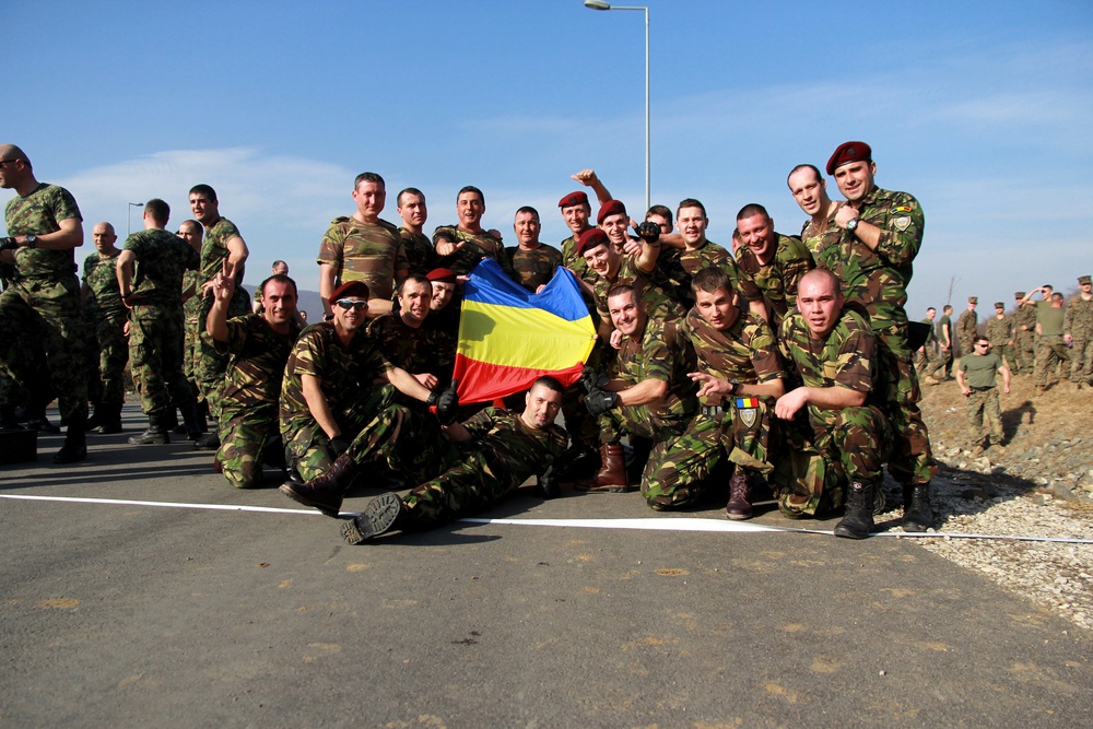 Marines and Romanians patrol and ambush in Platinum Lion exercise
