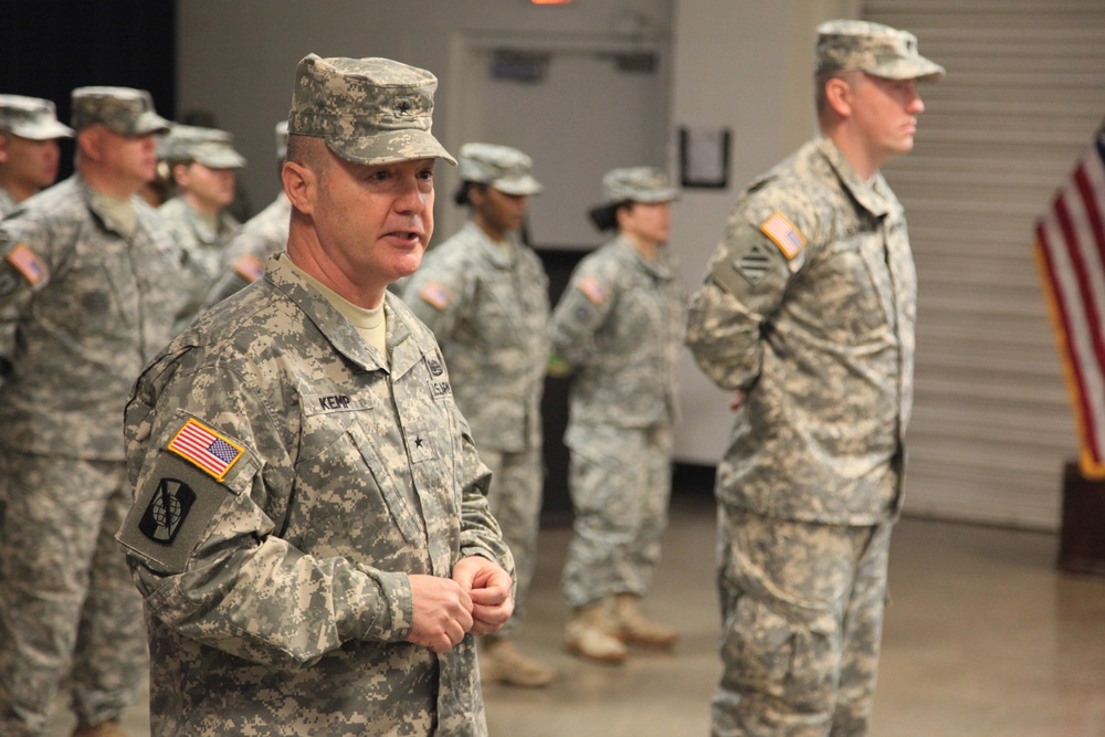 335th Signal Command (Theater) Detachment 3 deployment ceremony