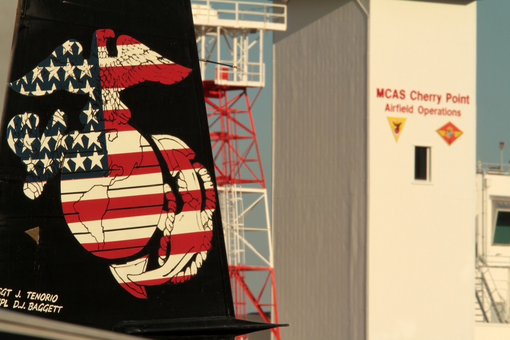 VMAQ-4 Marines return from deployment