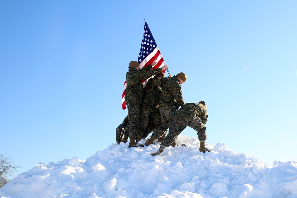 Midwest Marines recreate Iwo Jima in snow