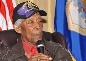 Original Tuskegee Airman returns to where his career began
