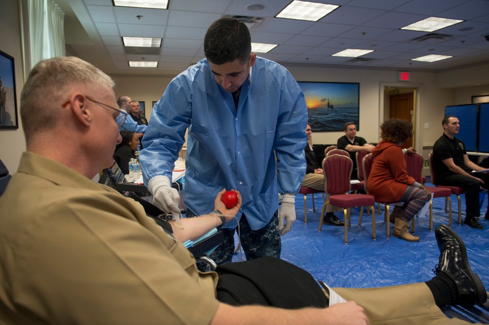 DSD stops by blood drive