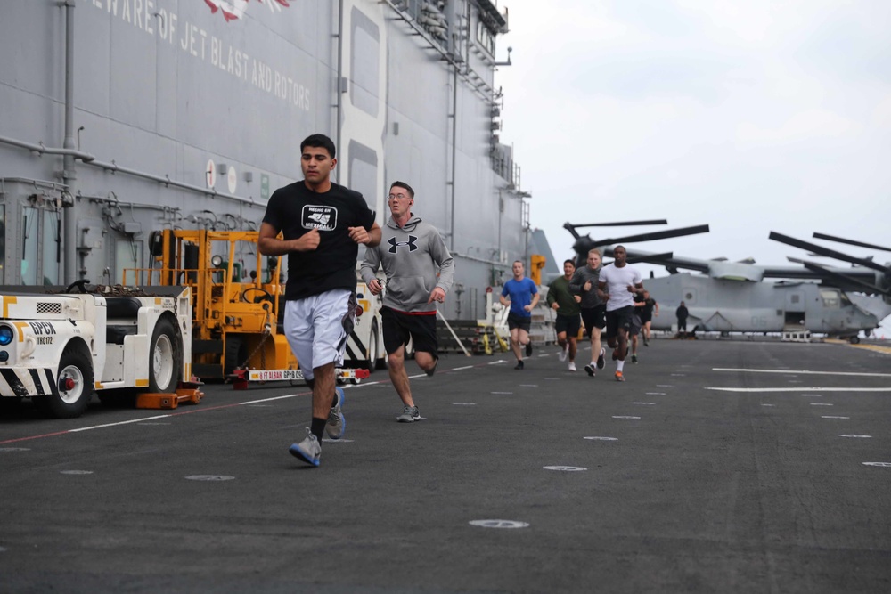 11th MEU participates in 5k run