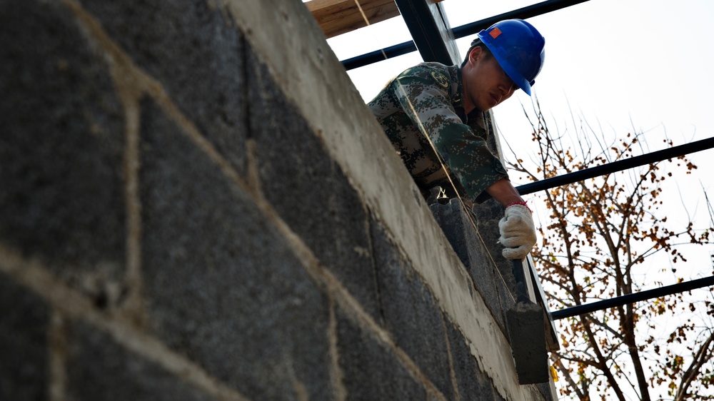 U.S., Chinese, Royal Thai coalition makes progress at Ban Nhong-Plong