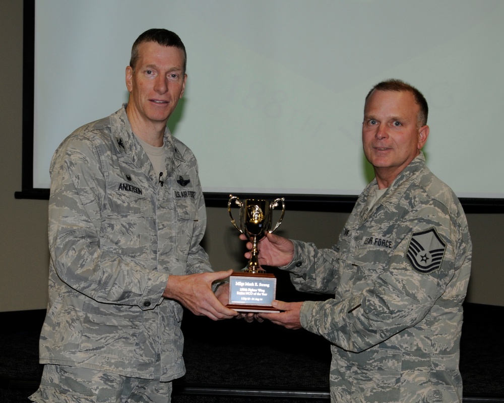 188th recognizes 2014 Airmen of the Year award winners