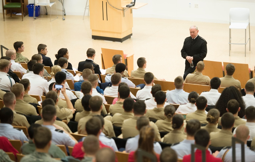 CJCS talks with ROTC cadets