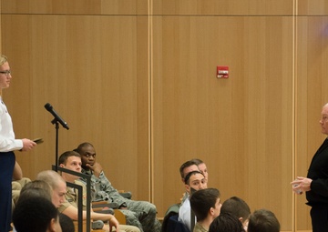 CJCS talks with ROTC cadets