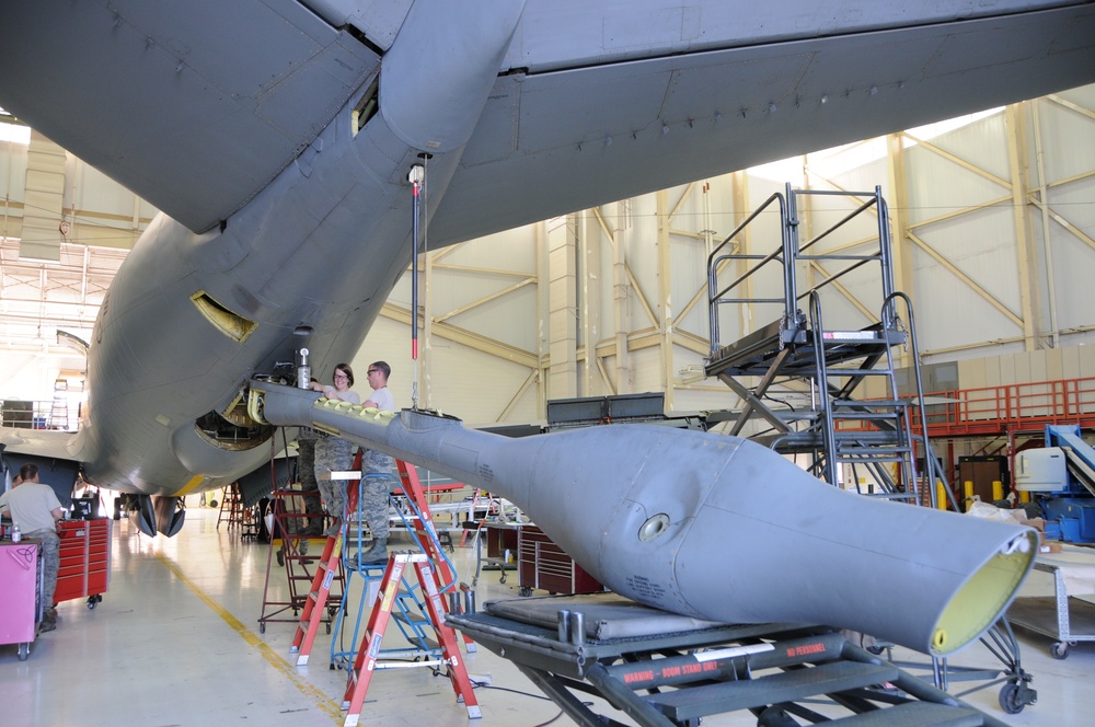KC-135R Stratotanker acceptance inspection