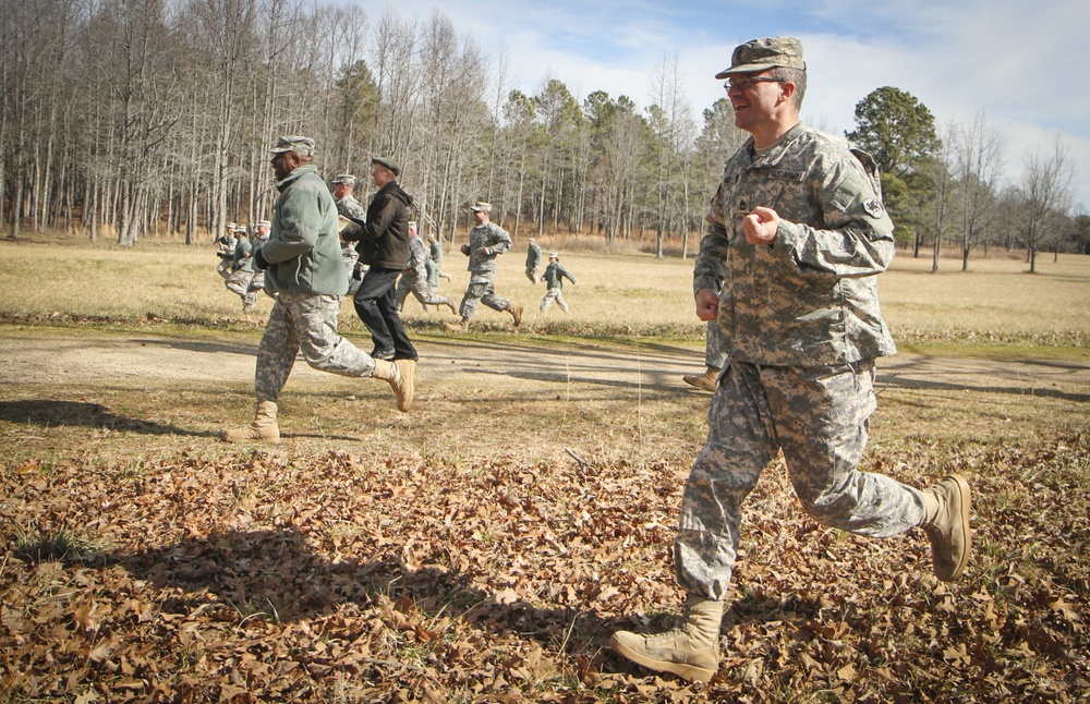 Army Reserve senior leaders learn from history on Revolutionary War battlefield